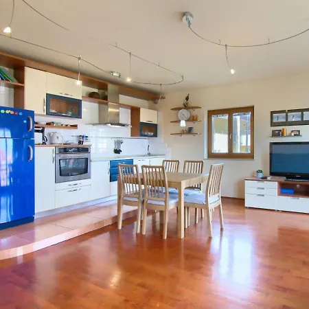 Lux By Rent Istria